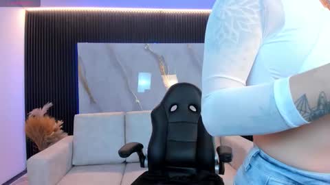 Charlotte  Everyday From 0700 to 1300 Col Time online show from 01-17-26, 01:05