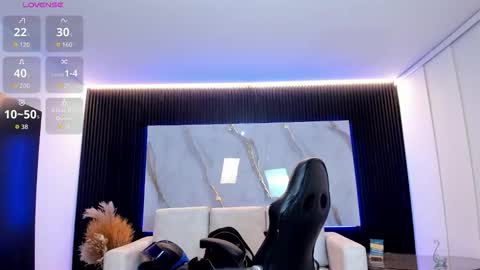 Charlotte  Everyday From 0700 to 1300 Col Time online show from 02-13-26, 11:06