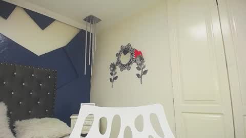 Snapshot of charlottee_brown2 chatting on 03-11-25, 10:07 C H A R L O T T E online show from 03-11-25, 10:07