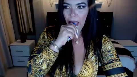 charlottefiery online show from 04-17-26, 12:13