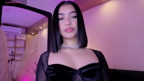 Snapshot of charlotteg18 chatting on 07-31-26, 03:28 Charlote online show from 07-31-26, 03:28