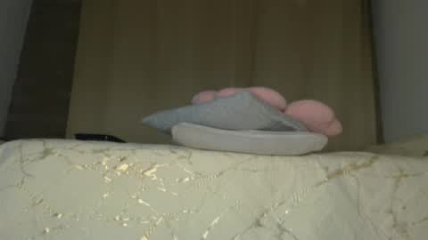 charlottehorny1 online show from 04-02-26, 01:36