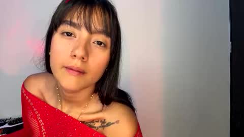Snapshot of charlottekiss99 chatting on 05-07-26, 02:11 charlottekiss99 online show from 05-07-26, 02:11