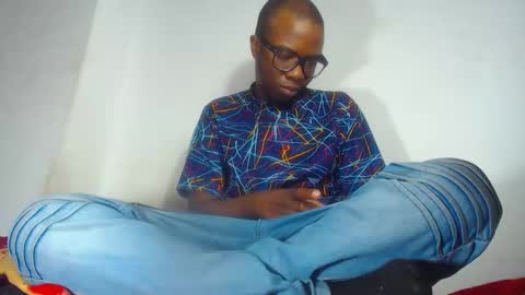 charly_vergonti_ online show from 11-24-25, 03:12