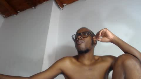 charly_vergonti_ online show from 11-30-25, 05:50