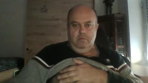 Snapshot of charlypalgar chatting on 11-21-25, 08:46 charly online show from 11-21-25, 08:46