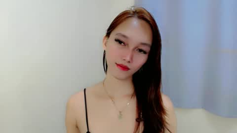 Snapshot of charm_fuckdoll8 chatting on 11-12-25, 05:52 charm_fuckdoll8 online show from 11-12-25, 05:52