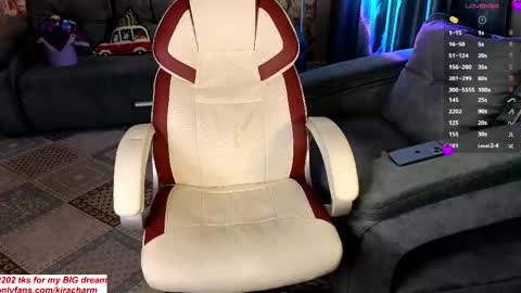 Kira online show from 04-16-26, 09:39