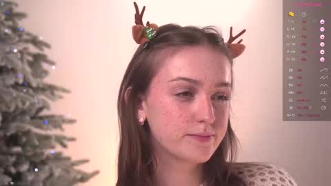 Snapshot of charming_flower chatting on 12-20-25, 10:50 MarselinMarsi inst ptj mars online show from 12-20-25, 10:50