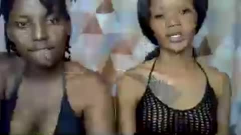 Snapshot of charmingdime chatting on 07-15-26, 06:40 charmingdime online show from 07-15-26, 06:40