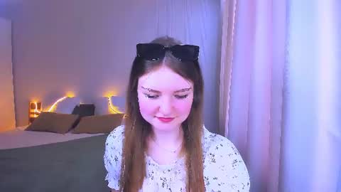 Im Eva online show from 06-13-26, 11:19