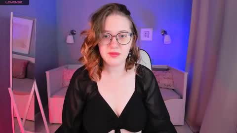 Snapshot of charmygrace chatting on 09-16-25, 11:00 Grace online show from 09-16-25, 11:00