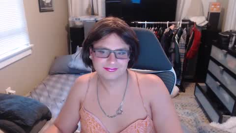 Snapshot of chastityfun chatting on 09-17-25, 01:29 Natalie online show from 09-17-25, 01:29