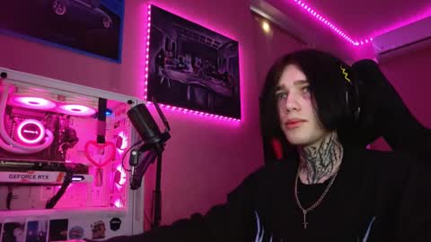 Snapshot of chasxr chatting on 03-10-25, 07:10 Ryan online show from 03-10-25, 07:10