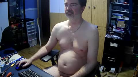 Snapshot of chatandfun666 chatting on 10-27-25, 09:46 wanaBeYourToy online show from 10-27-25, 09:46