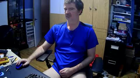 wanaBeYourToy online show from 11-04-25, 07:24