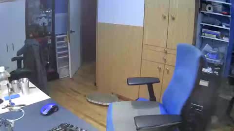 Snapshot of chatandfun666 chatting on 12-15-25, 06:34 wanaBeYourToy online show from 12-15-25, 06:34