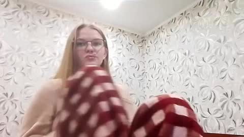 Olivia online show from 05-05-26, 10:29