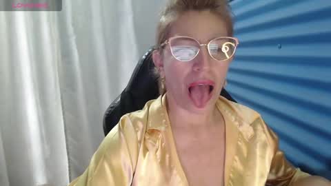 CHAYLA VICTORIA RUIZ  online show from 03-30-26, 09:05