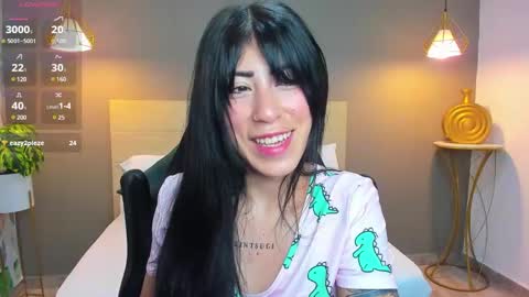 Snapshot of chaymae_nah chatting on 02-04-25, 01:59 isabel online show from 02-04-25, 01:59