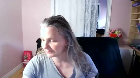 chealsiek online show from 06-04-26, 11:27