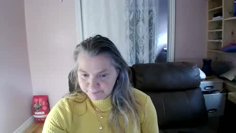 Snapshot of chealsiek chatting on 06-07-26, 12:53 chealsiek online show from 06-07-26, 12:53