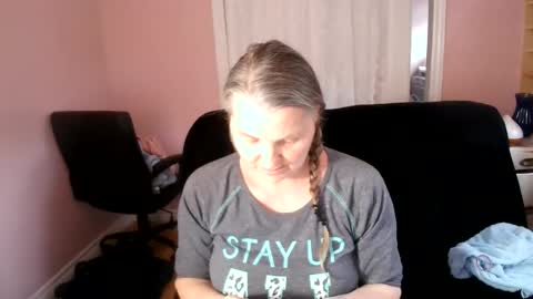 Snapshot of chealsiek chatting on 06-13-26, 12:25 chealsiek online show from 06-13-26, 12:25