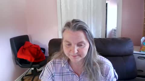 Snapshot of chealsiek chatting on 06-27-26, 04:45 chealsiek online show from 06-27-26, 04:45