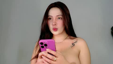 Snapshot of cheat_chat chatting on 10-24-25, 05:59 Athena online show from 10-24-25, 05:59