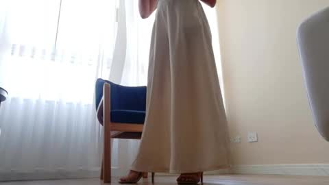 Snapshot of cheek_chic12 chatting on 04-22-26, 04:41 Regina Phalange online show from 04-22-26, 04:41