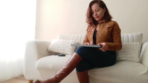 Snapshot of cheek_chic12 chatting on 05-19-26, 09:10 Regina Phalange online show from 05-19-26, 09:10