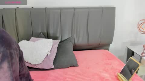 Snapshot of cheerlynn chatting on 10-13-25, 03:01 Cherlyn online show from 10-13-25, 03:01