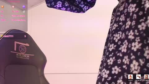 CHERRY  online show from 04-24-26, 07:27