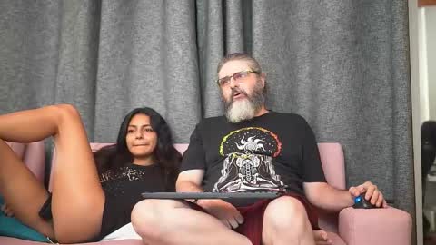 Snapshot of cheeseburgerjesus chatting on 12-10-24, 07:32 Cheesburger Jesus and whoever showed up. online show from 12-10-24, 07:32