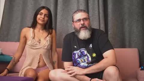 Snapshot of cheeseburgerjesus chatting on 12-11-24, 10:49 Cheesburger Jesus and whoever showed up. online show from 12-11-24, 10:49