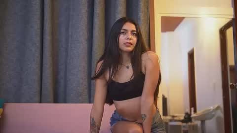 Snapshot of cheeseburgerjesus chatting on 12-17-24, 01:18 Cheesburger Jesus and whoever showed up. online show from 12-17-24, 01:18