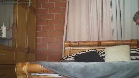 Snapshot of cheeseburgerjesus chatting on 01-24-25, 03:34 Cheesburger Jesus and whoever showed up. online show from 01-24-25, 03:34