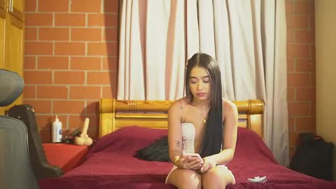 Snapshot of cheeseburgerjesus chatting on 10-11-25, 12:43 Cheesburger Jesus and whoever showed up. online show from 10-11-25, 12:43