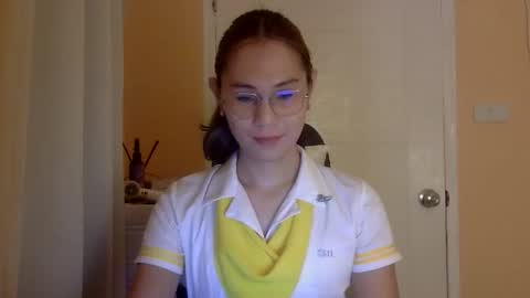 chelly4u69 online show from 12-20-25, 04:19