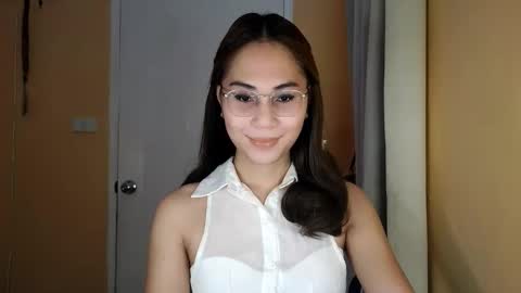 chelly4u69 online show from 03-24-26, 01:43