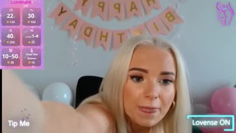 Snapshot of chelseablondeuk chatting on 09-16-25, 11:11 ChelseaBlonde online show from 09-16-25, 11:11