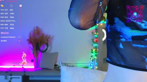 Mona online show from 12-23-24, 03:12