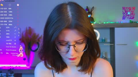 Mona online show from 01-06-25, 03:08