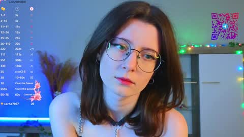 Mona online show from 02-01-25, 03:18