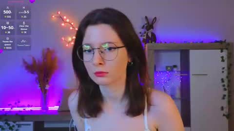 Mona online show from 02-26-25, 03:30