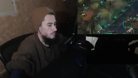 Chelsea online show from 04-12-26, 07:30