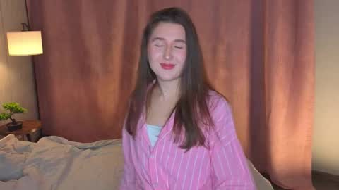 Snapshot of chelsiecleal chatting on 10-20-25, 07:47 chelsiecleal online show from 10-20-25, 07:47