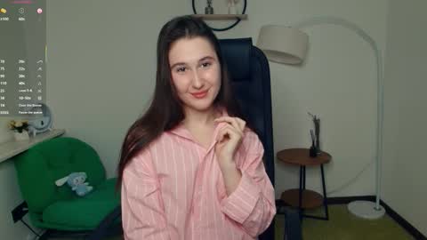 Snapshot of chelsiecleal chatting on 02-14-26, 07:32 chelsiecleal online show from 02-14-26, 07:32