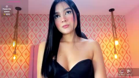 Snapshot of chelsypickman chatting on 03-08-25, 03:28 C H E L S Y online show from 03-08-25, 03:28