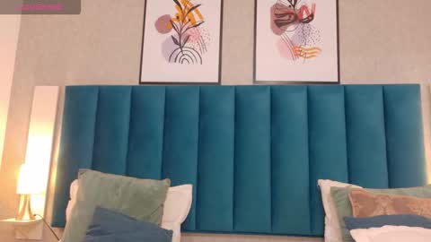   online show from 10-22-25, 07:35